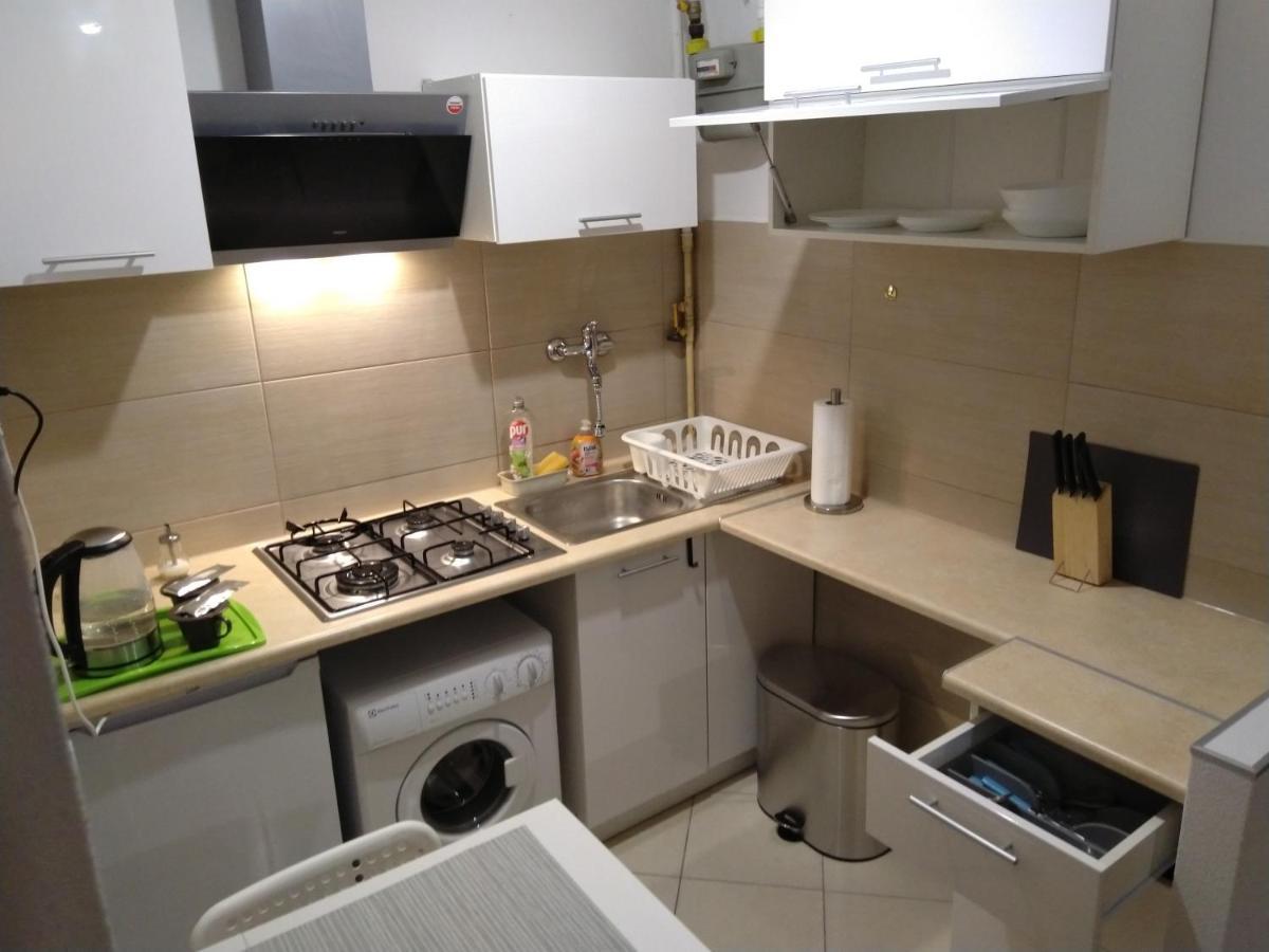 Apartament Zielona Wierzba Blisko Sky Tower Daire Wroclaw Dış mekan fotoğraf