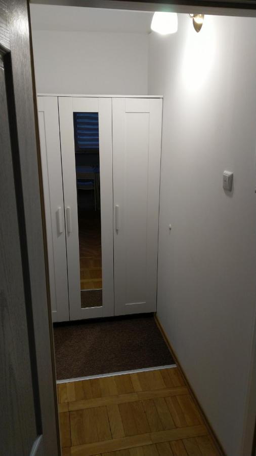Apartament Zielona Wierzba Blisko Sky Tower Daire Wroclaw Dış mekan fotoğraf