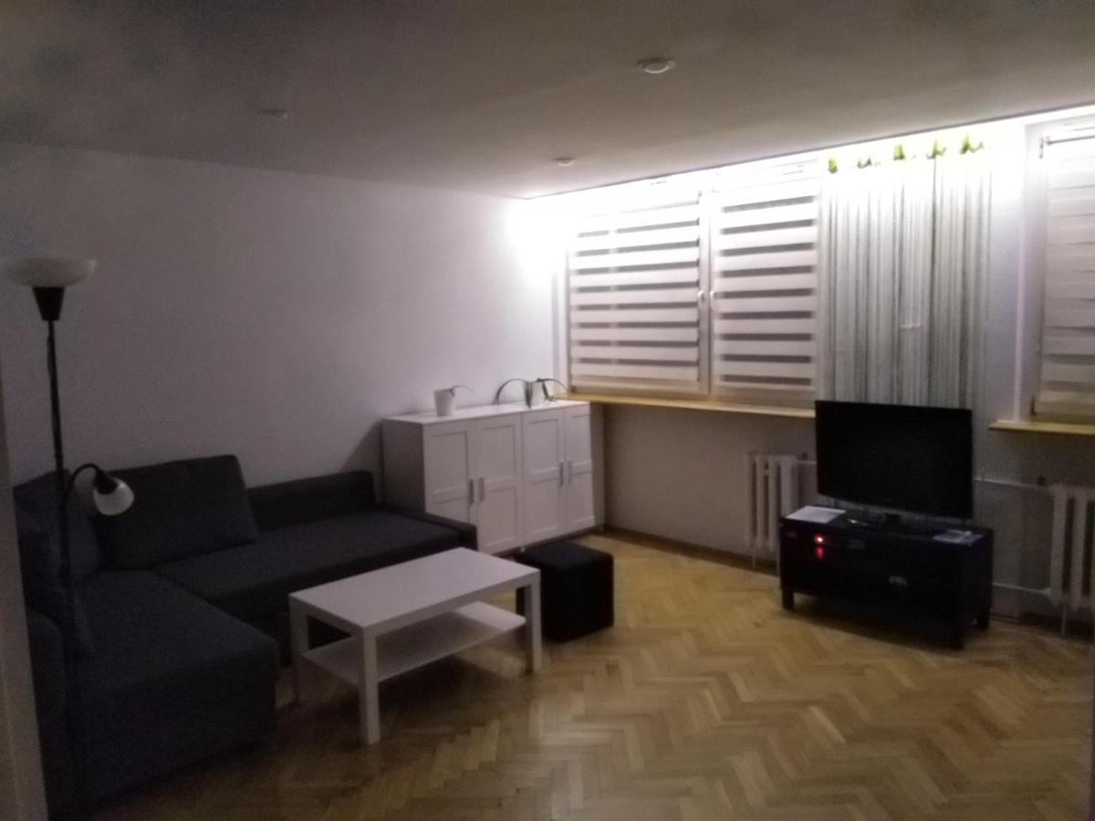 Apartament Zielona Wierzba Blisko Sky Tower Daire Wroclaw Dış mekan fotoğraf