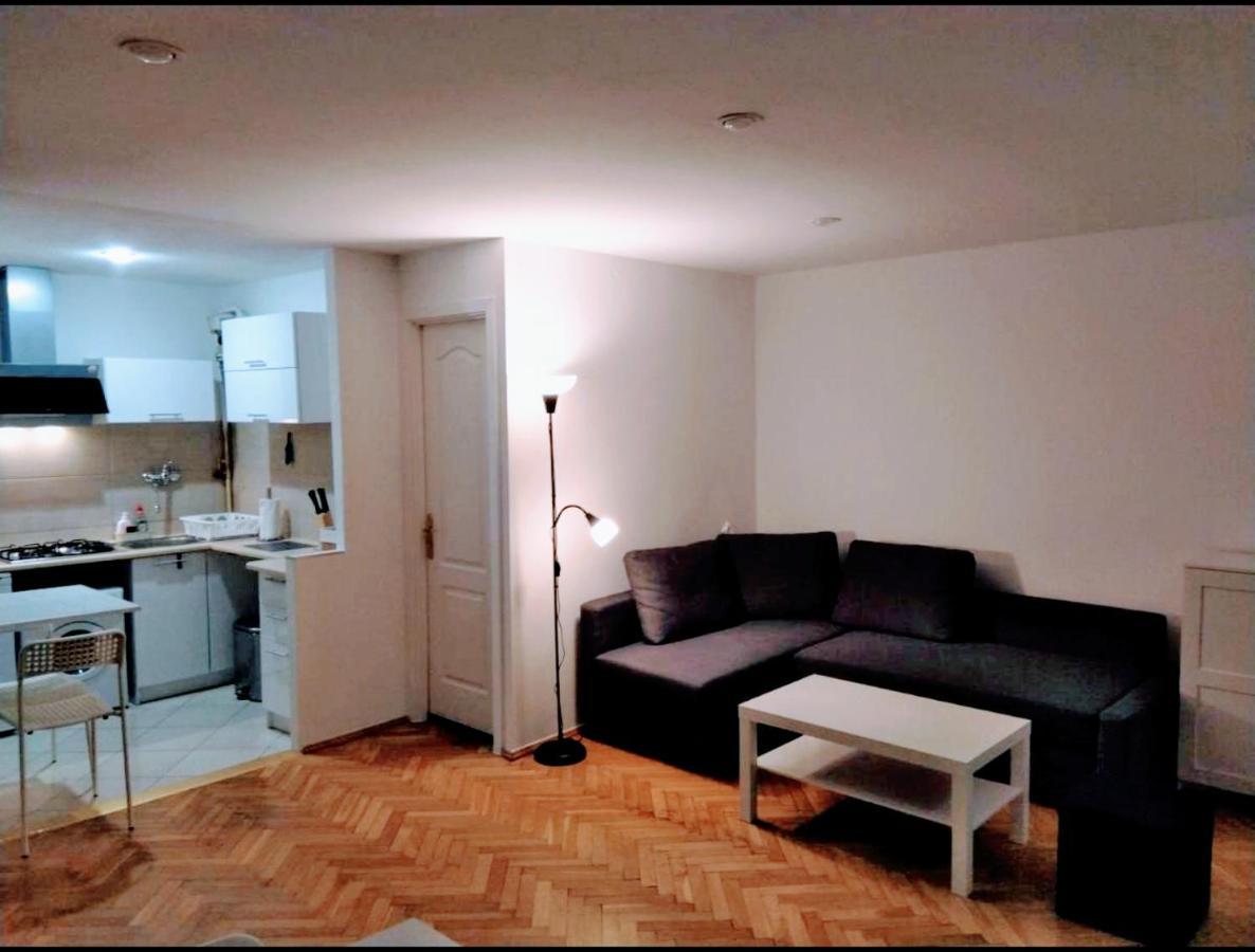 Apartament Zielona Wierzba Blisko Sky Tower Daire Wroclaw Dış mekan fotoğraf